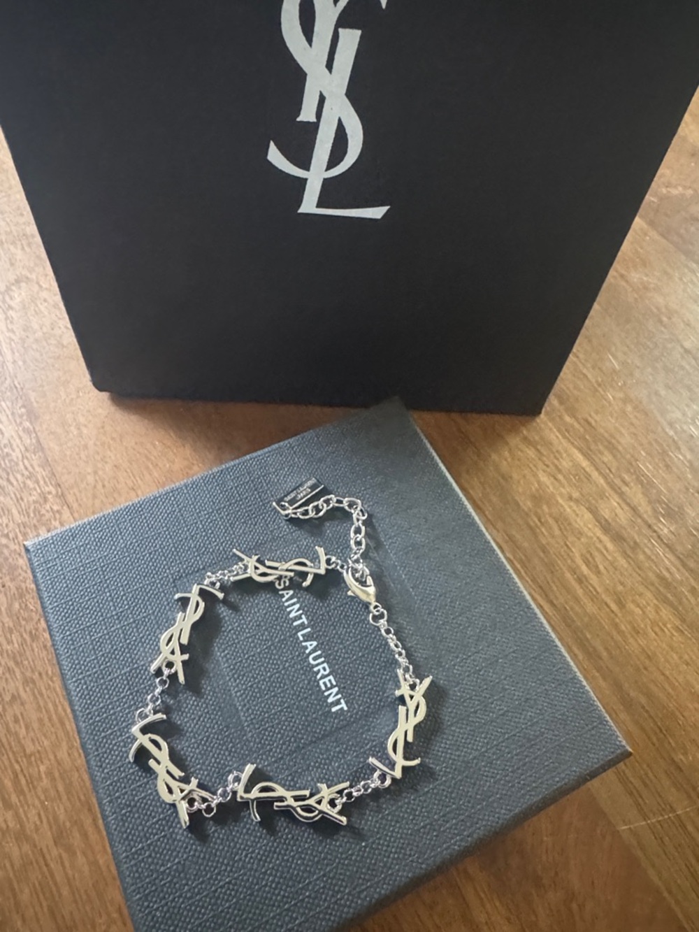 Saint Laurent Silver YSL Logo Link Bracelet - Picture 5 of 7